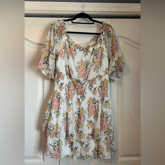 Premier Amour Floral Off-Shoulder Mini Dress - Picture 2 of 9